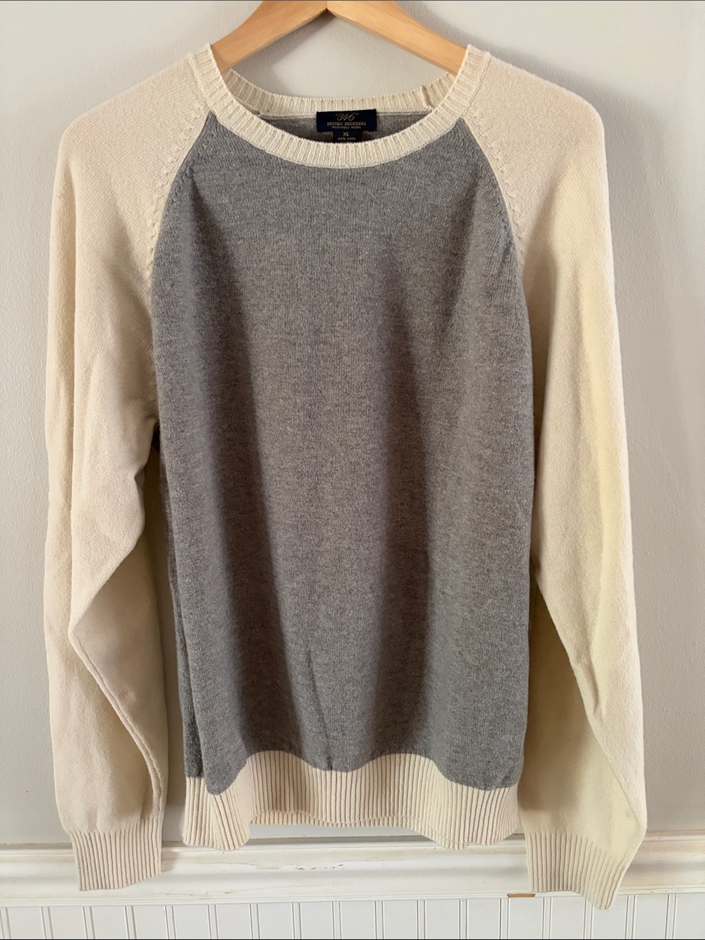 Brooks Brothers 346 100% Wool Baseball Style Two Tone Sweater